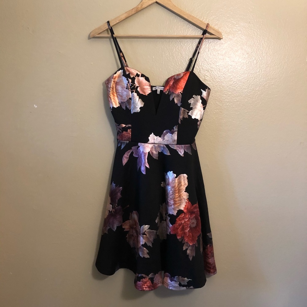 Cocktail Dress - Picture 2 of 4